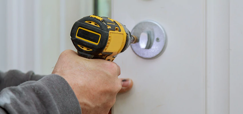 Street Locksmith For Smart Lock Repair in Temple City, CA